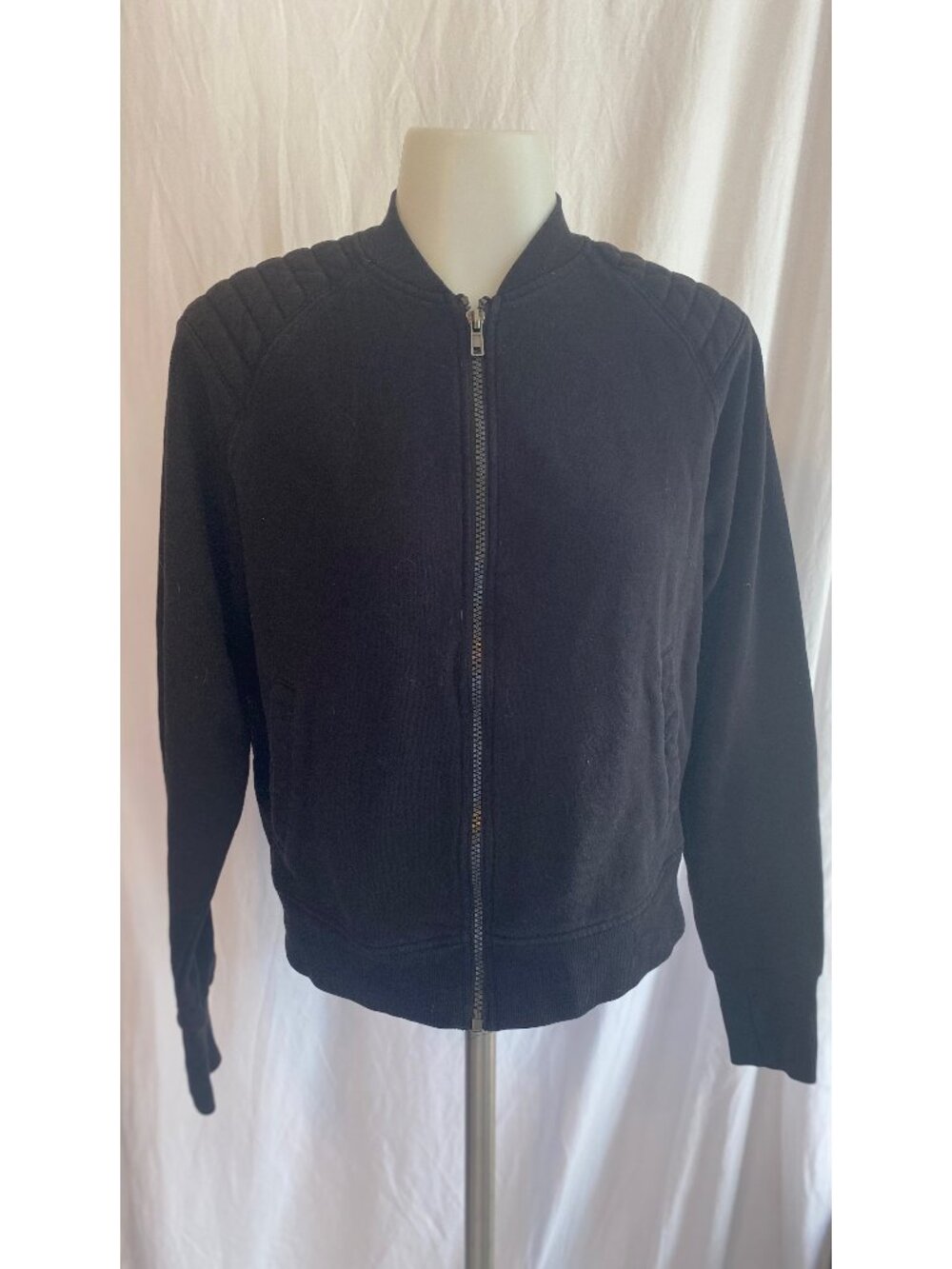 Athletic Works Black Full Zip Quilted Shoulder Jacket